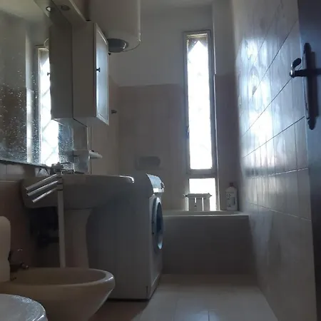 Apartment Strategic For Short & Long Term